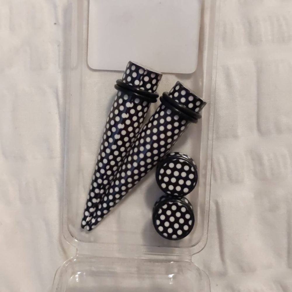 Plugs 1/2 inch